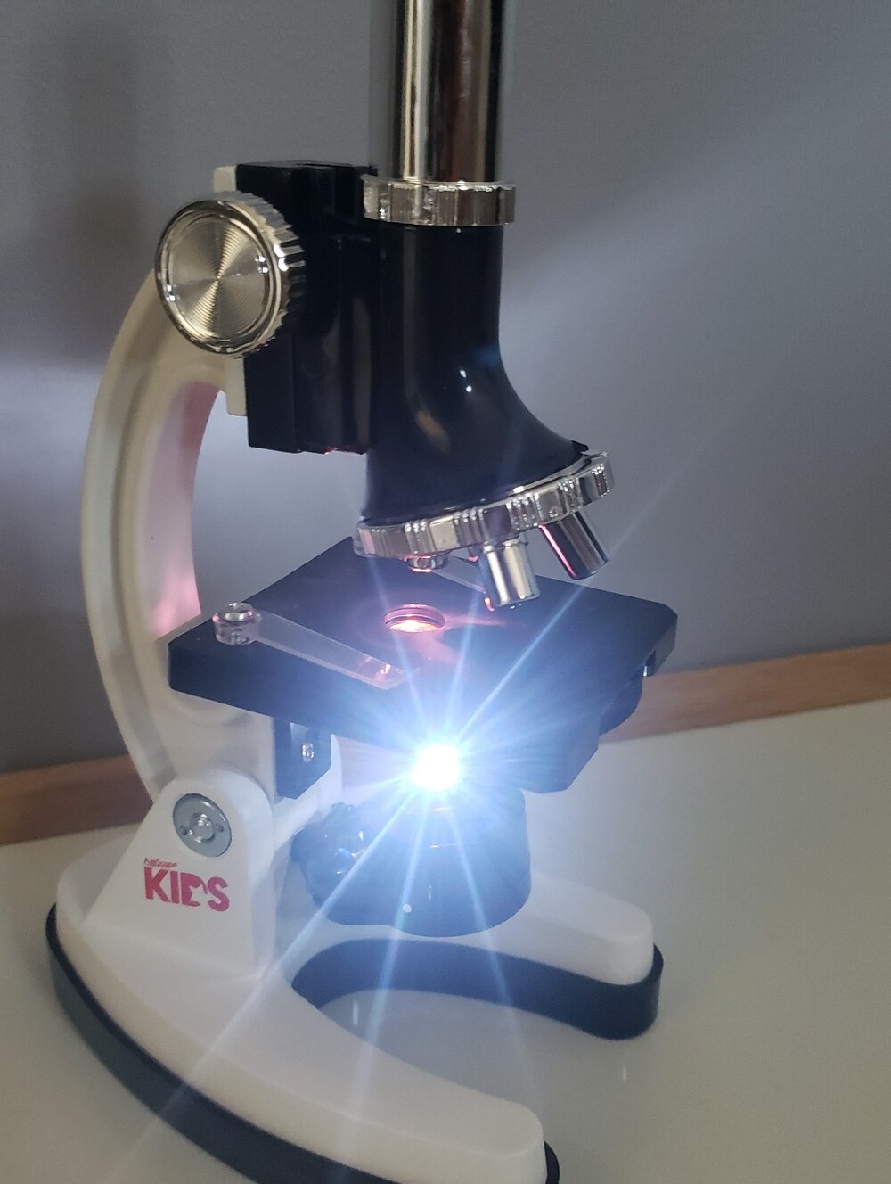 KIDS Microscope Set - Picture 5 of 10